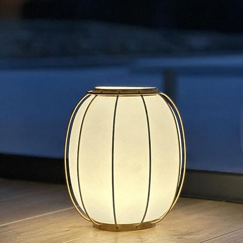 Photo de Lampe de table sans fil - doré