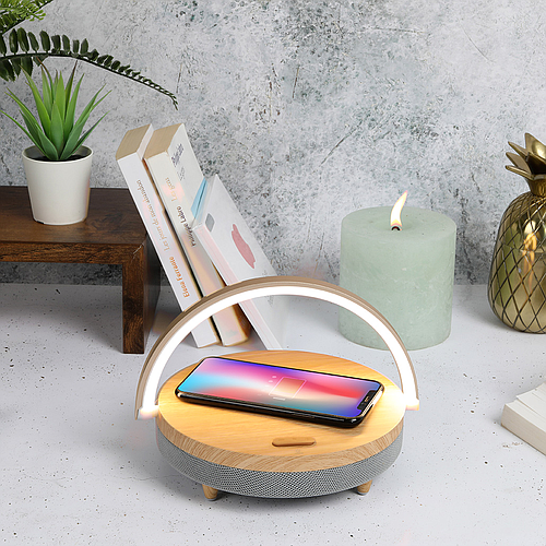 Photo de ENCEINTE LED - CHARGEUR À INDUCTION RAPIDE